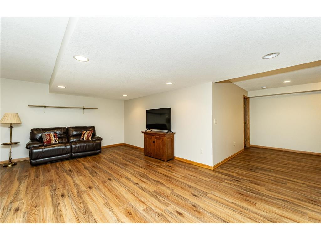 1075 23rd Avenue SW Rochester MN 55902 7021172 image30