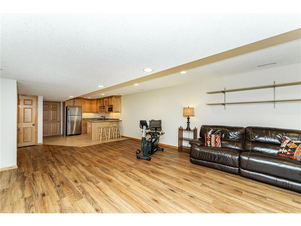 1075 23rd Avenue SW Rochester MN 55902 7021172 image32