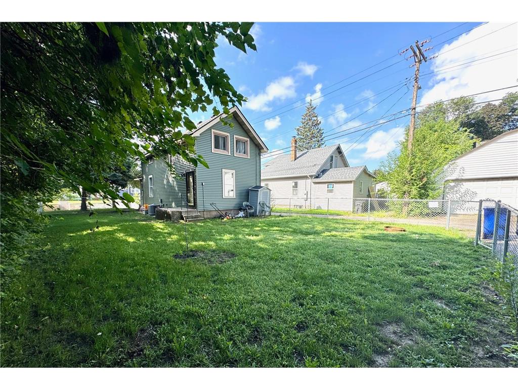 1075 Case Avenue Saint Paul MN 55106 6784766 image29