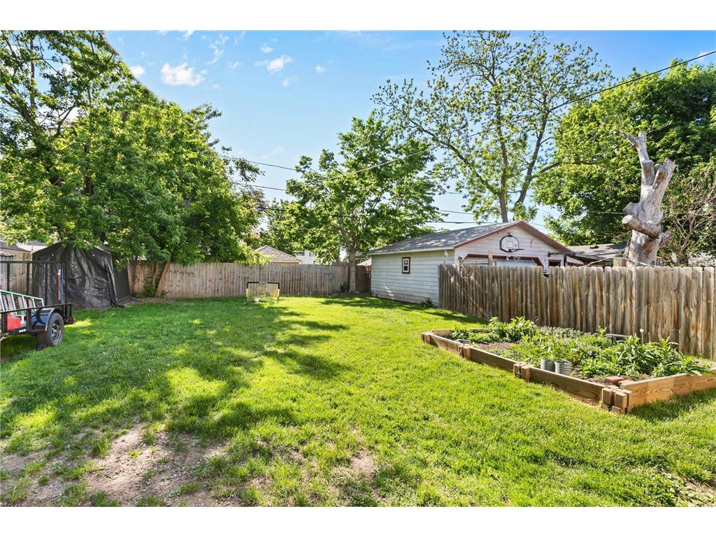 1075 Farrington Street Saint Paul MN 55117 7022928 image24