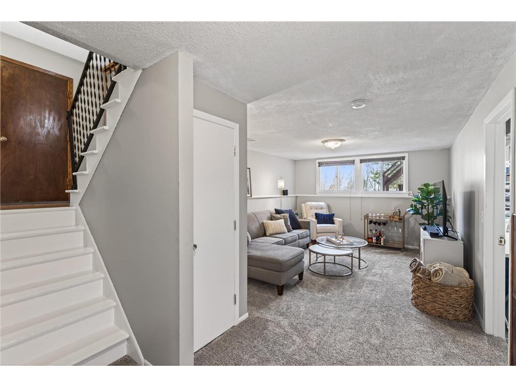 1075 Lowell Drive Apple Valley MN 55124 7050105 image21