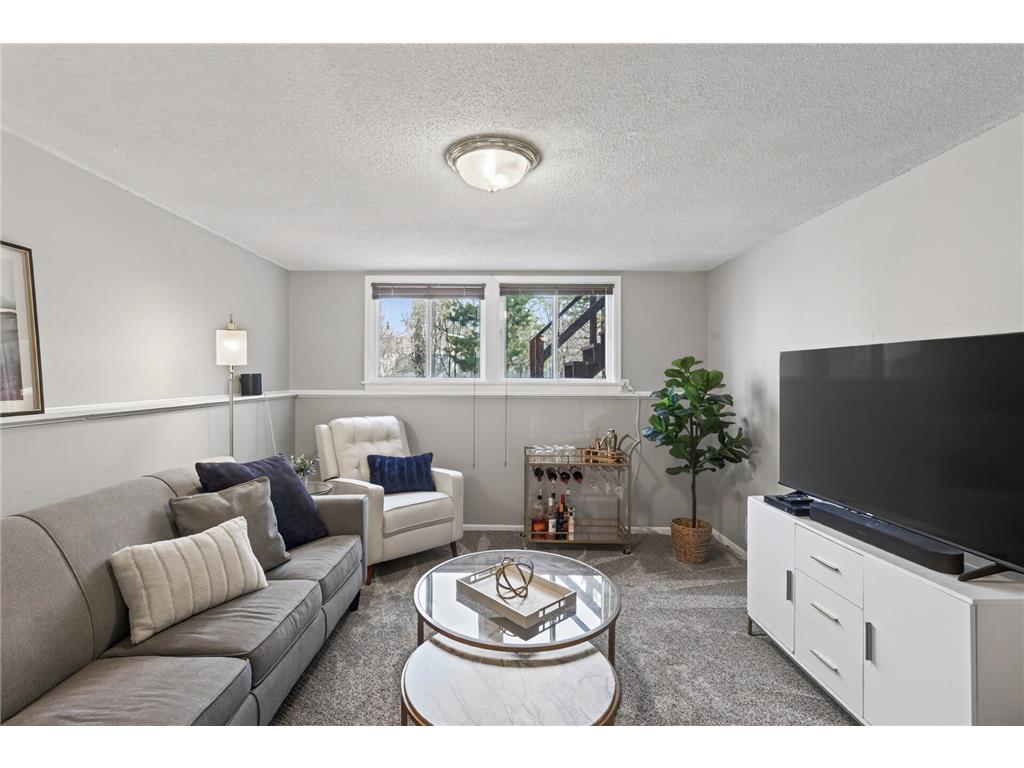 1075 Lowell Drive Apple Valley MN 55124 7050105 image23