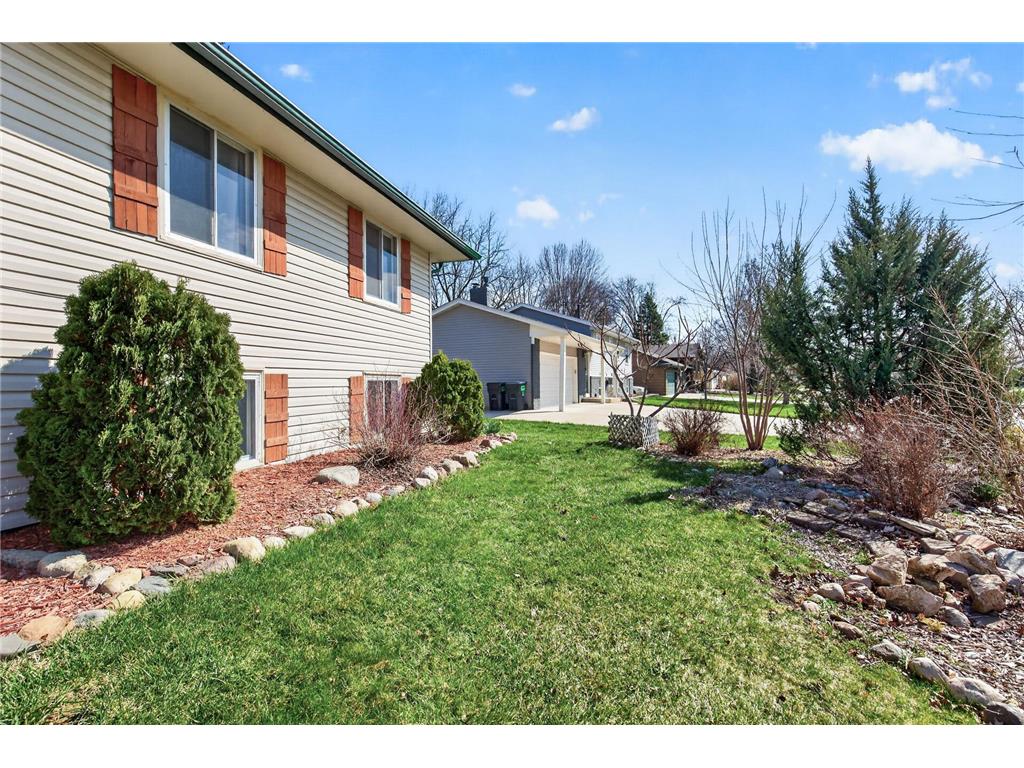 1075 Lowell Drive Apple Valley MN 55124 7050105 image42