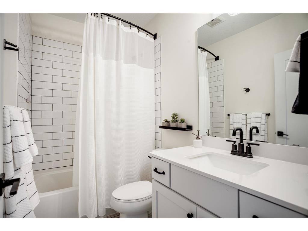 1075 Mehegan Lane White Bear Twp MN 55127 6805842 image43