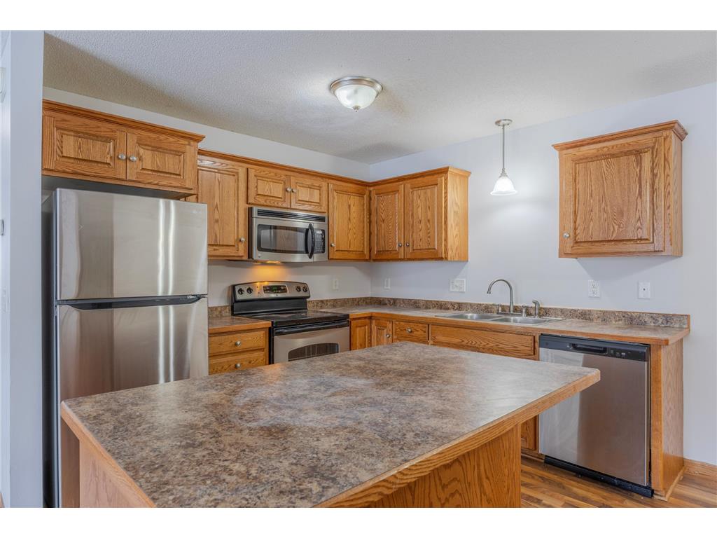 10751 Knollwood Lane Woodbury MN 55129 7015332 image14