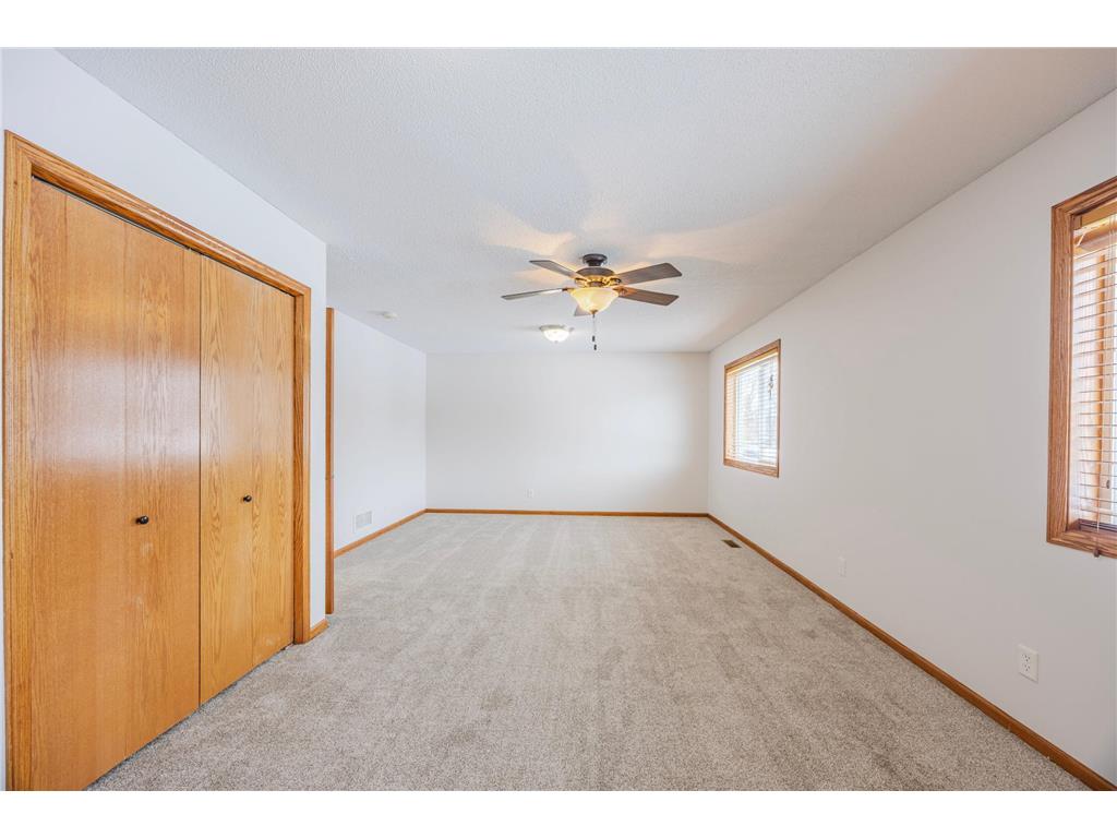 10751 Knollwood Lane Woodbury MN 55129 7015332 image16