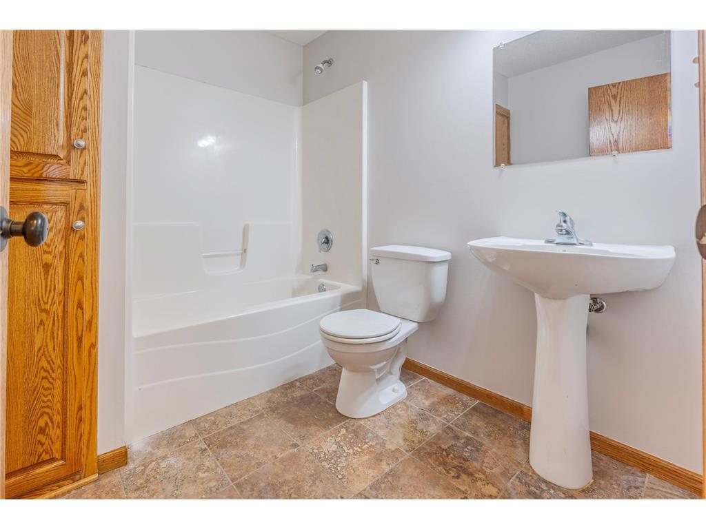 10751 Knollwood Lane Woodbury MN 55129 7015332 image23