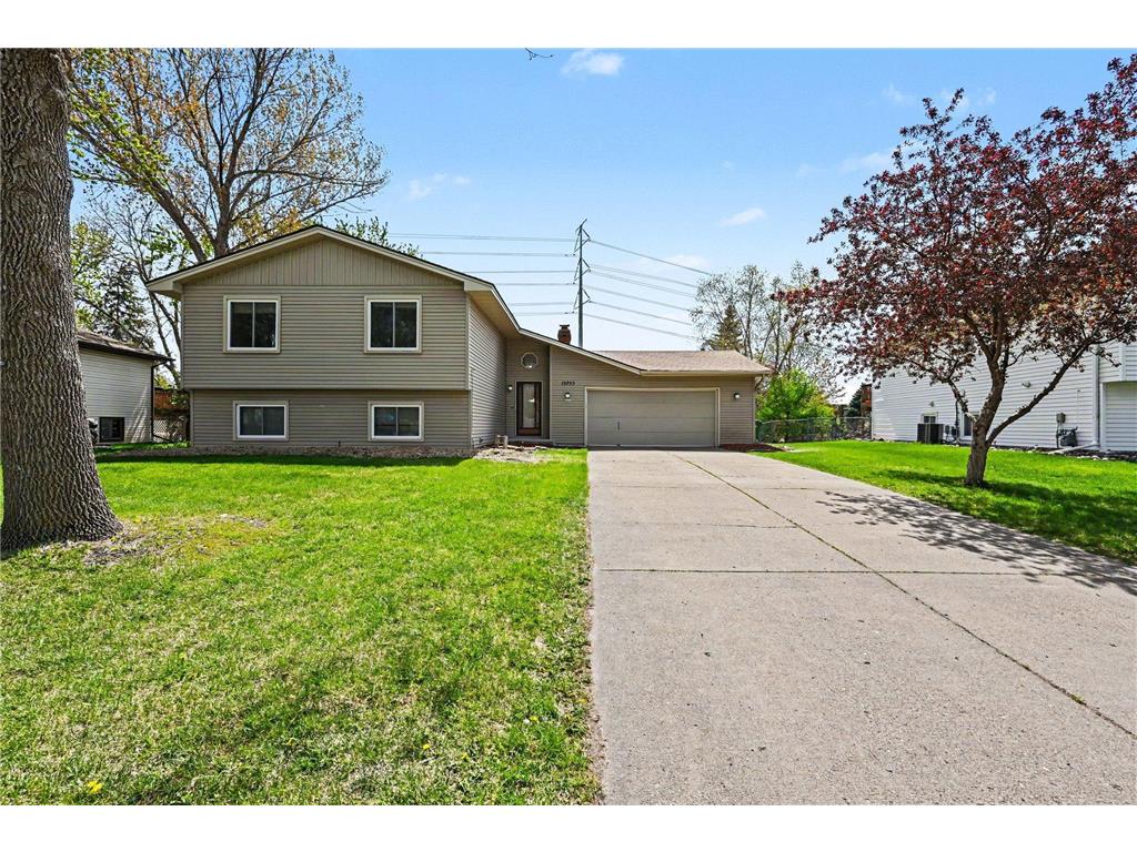 10755 Maple Valley Drive Maple Grove MN 55369 7037681 image1