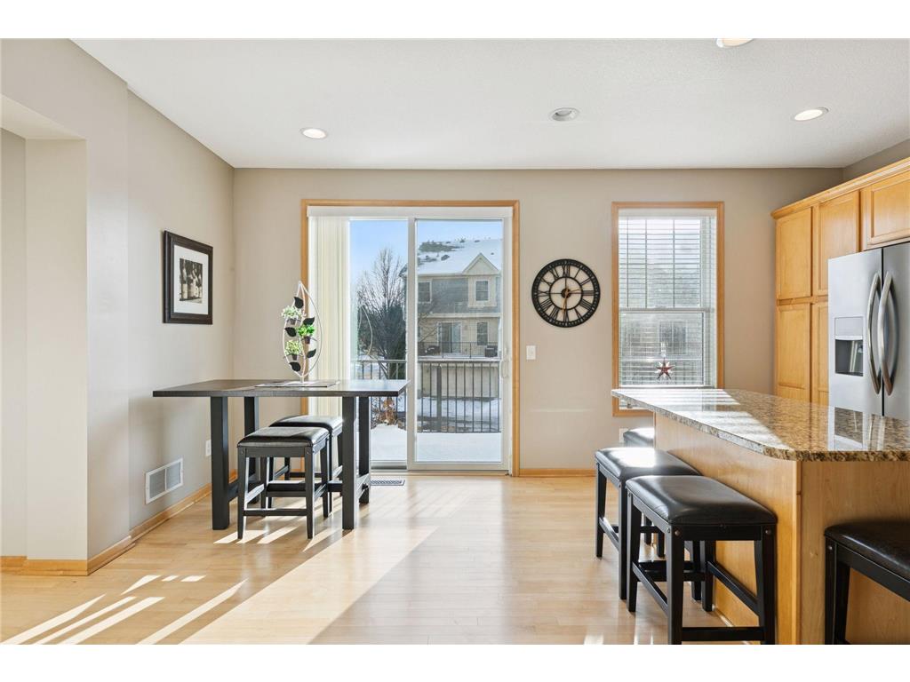 10756 Falling Water Lane #B Woodbury MN 55129 7060174 image14