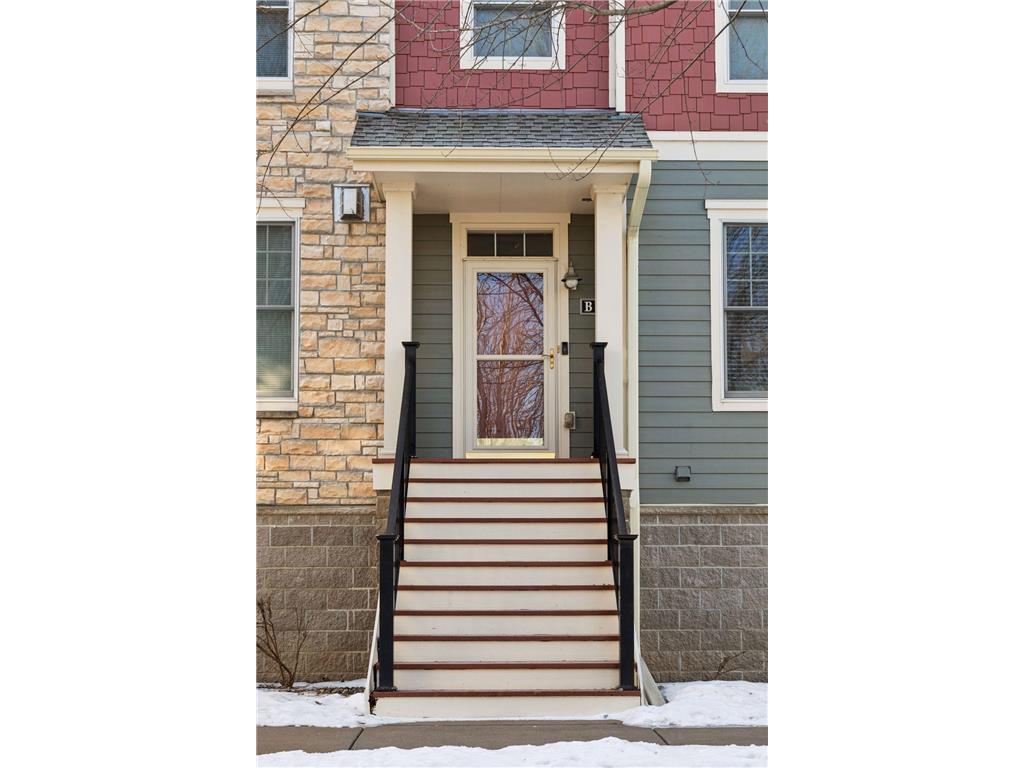 10756 Falling Water Lane #B Woodbury MN 55129 7060174 image2