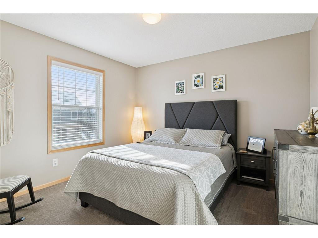 10756 Falling Water Lane #B Woodbury MN 55129 7060174 image25