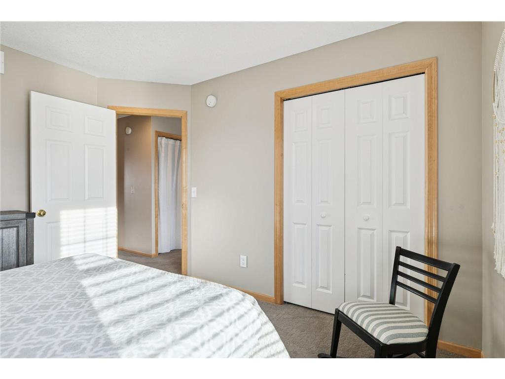 10756 Falling Water Lane #B Woodbury MN 55129 7060174 image26