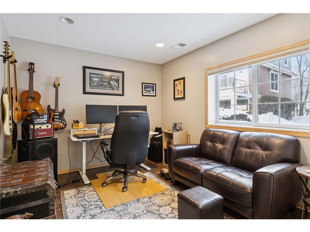 10756 Falling Water Lane #B Woodbury MN 55129 7060174 image28