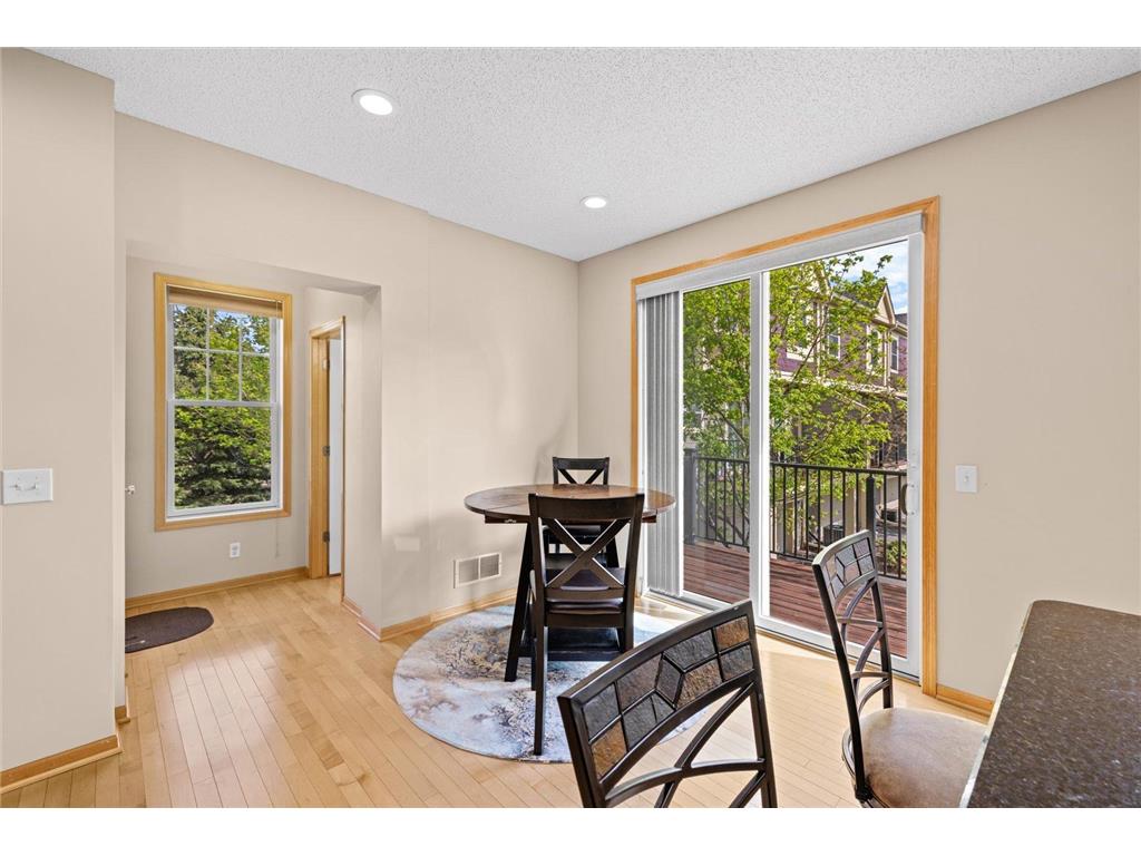 10756 Falling Water Lane #D Woodbury MN 55129 7079673 image5