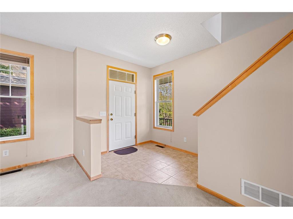 10756 Falling Water Lane #D Woodbury MN 55129 7079673 image7