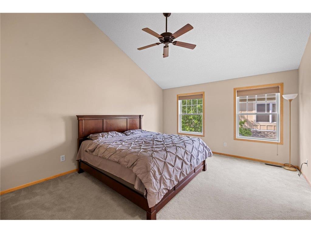 10756 Falling Water Lane #D Woodbury MN 55129 7079673 image8
