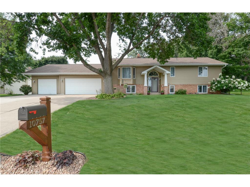 10757 Zieglers Drive N Brooklyn Park MN 55443 - Mississippi 6774317 image1