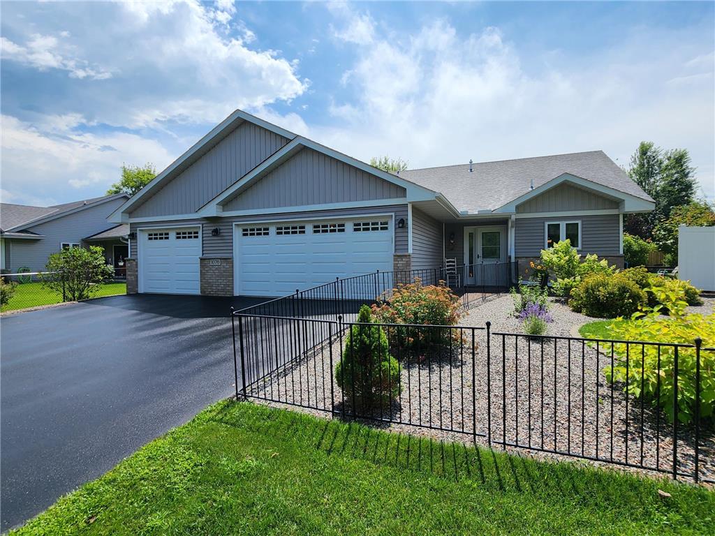 1076 244th Avenue NE East Bethel MN 55005 6759782 image1