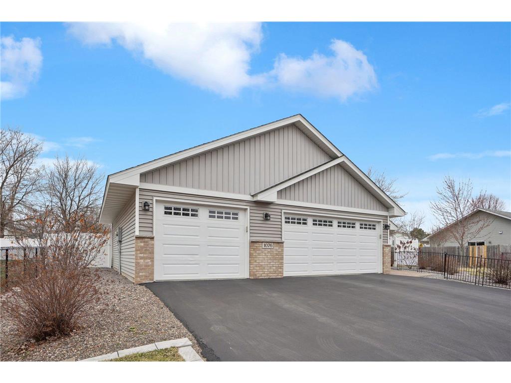 1076 244th Avenue NE East Bethel MN 55005 7089177 image1