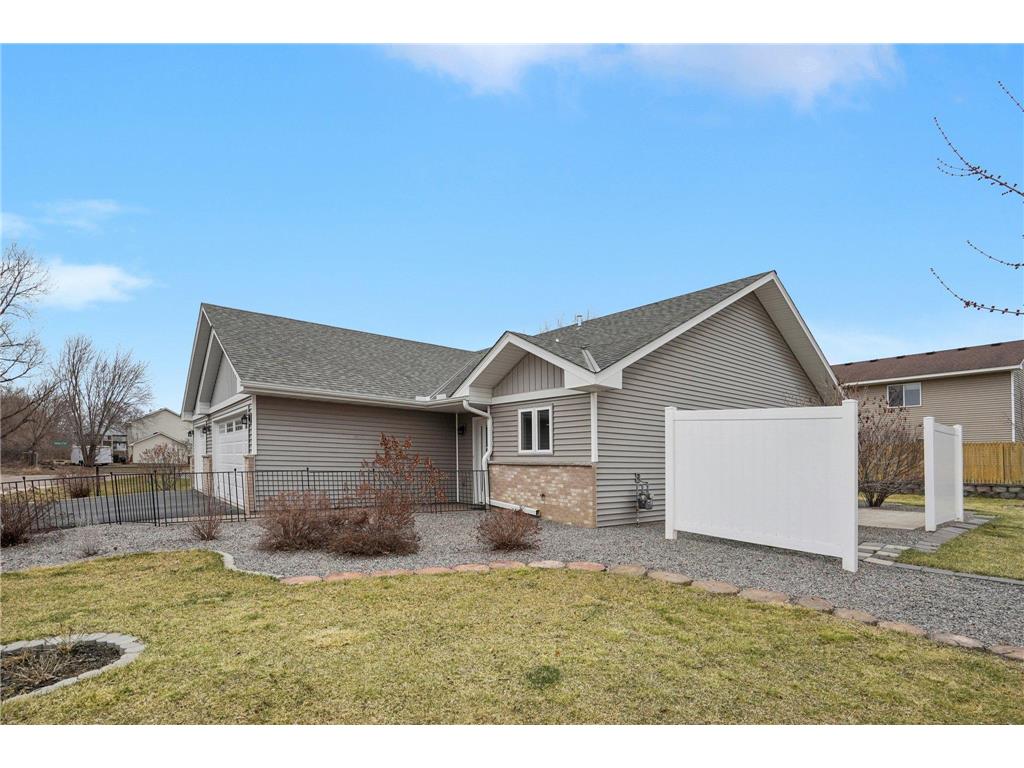 1076 244th Avenue NE East Bethel MN 55005 7089177 image3