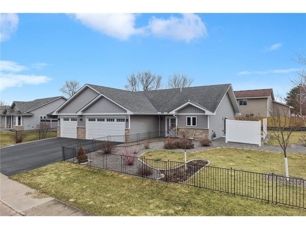 1076 244th Avenue NE East Bethel MN 55005 7089177 image35