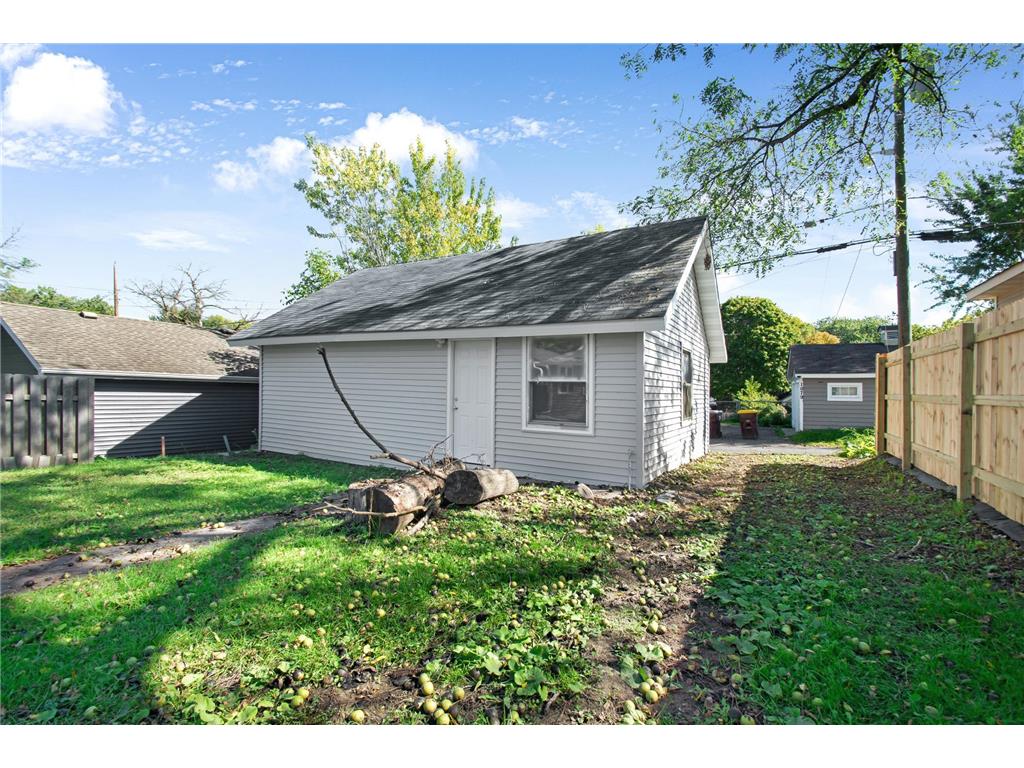 1076 Humboldt Avenue West Saint Paul MN 55118 6799070 image17