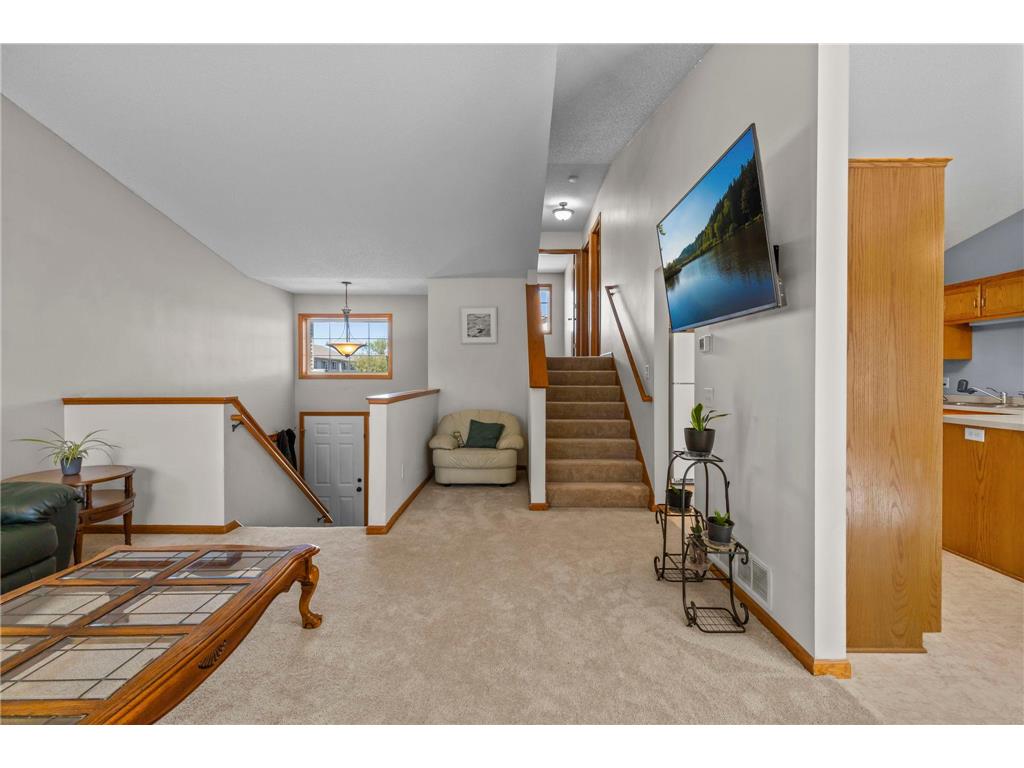 1076 Pine Street Farmington MN 55024 7043958 image16