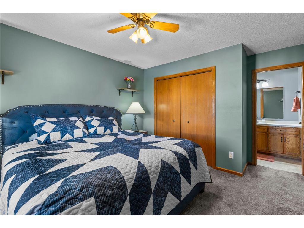 1076 Pine Street Farmington MN 55024 7043958 image28