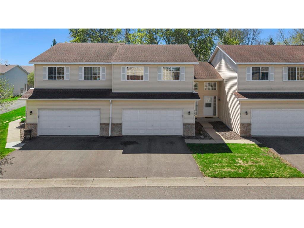 1076 Pine Street Farmington MN 55024 7043958 image3