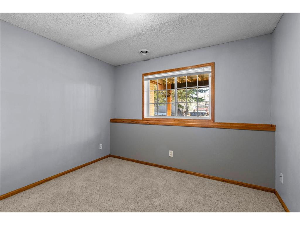 1076 Pine Street Farmington MN 55024 7043958 image36