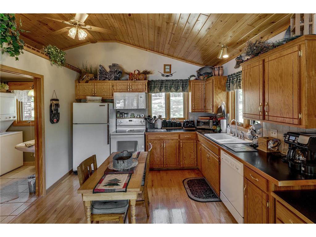 1076 Rainy Lake Road NW Powers Twp MN 56435 - Rainy 7076746 image15