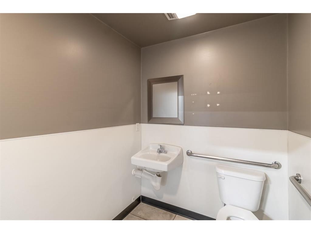 1076 S Victory Drive Mankato MN 56001 7077767 image7