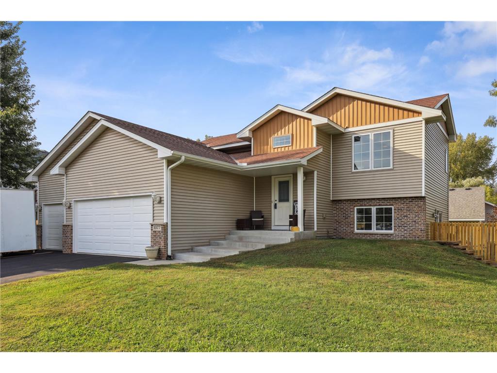 1077 243rd Circle NE East Bethel MN 55005 6647458 image1