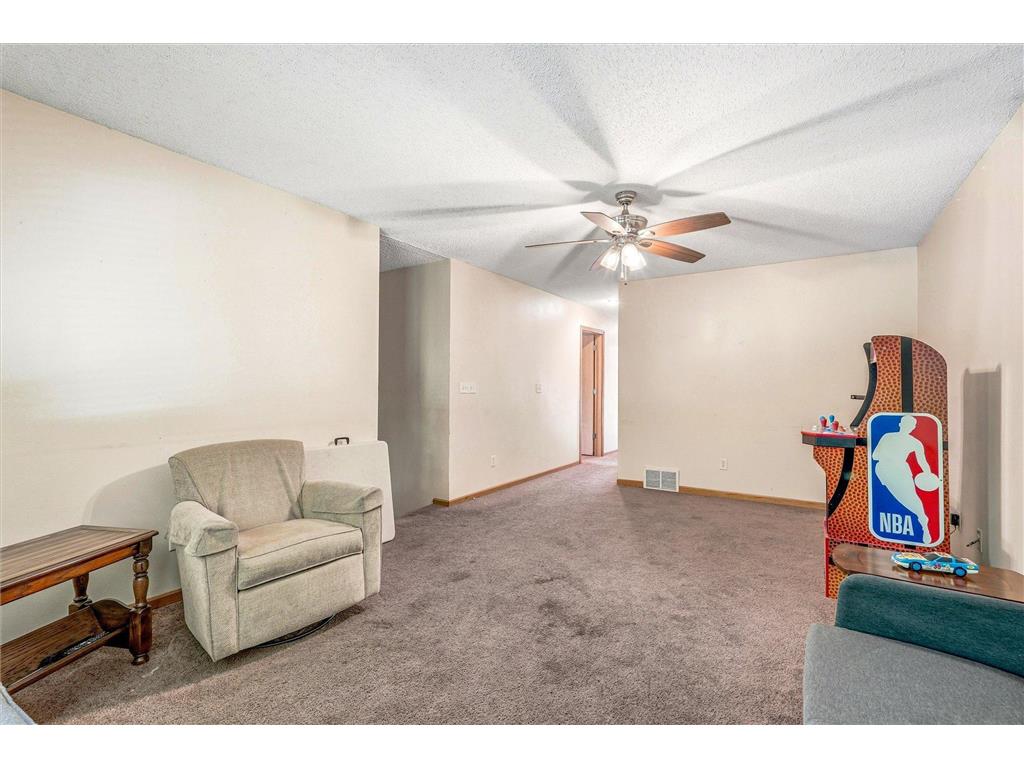 1077 26th Avenue SE Minneapolis MN 55414 7048702 image19