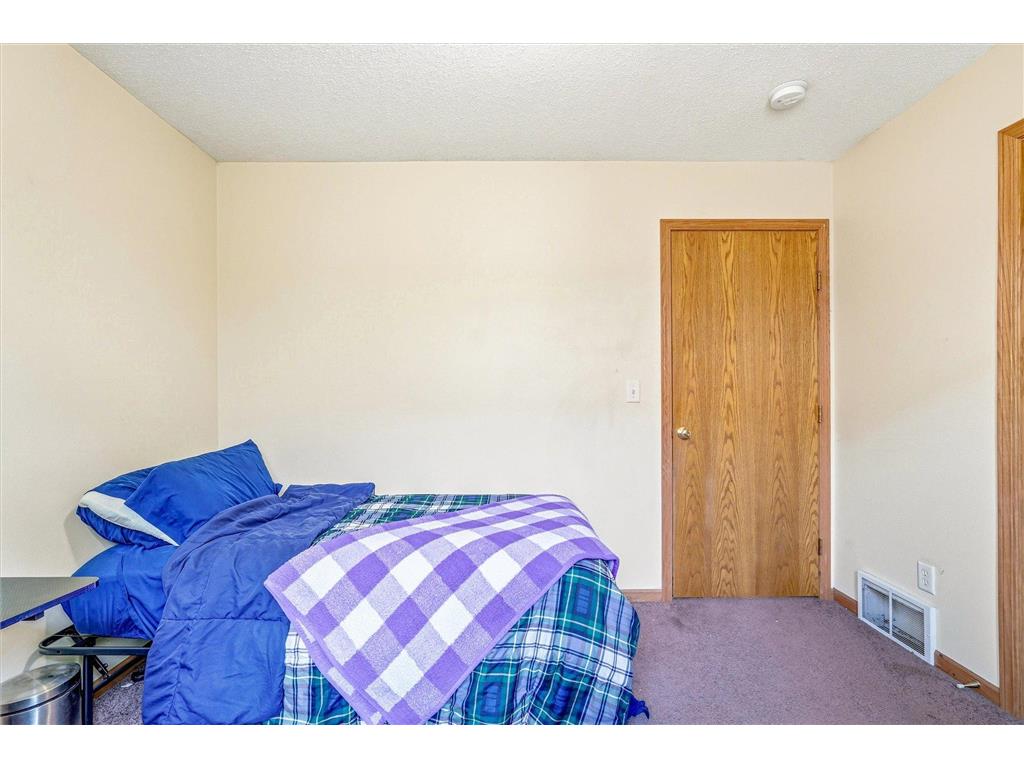1077 26th Avenue SE Minneapolis MN 55414 7048702 image23