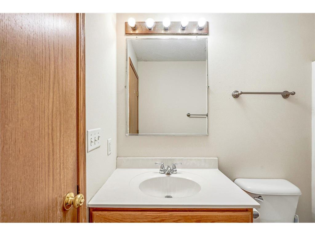 1077 26th Avenue SE Minneapolis MN 55414 7048702 image25