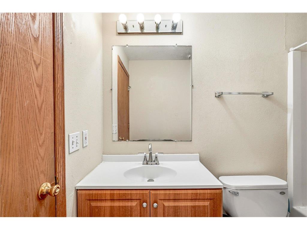 1077 26th Avenue SE Minneapolis MN 55414 7048702 image36