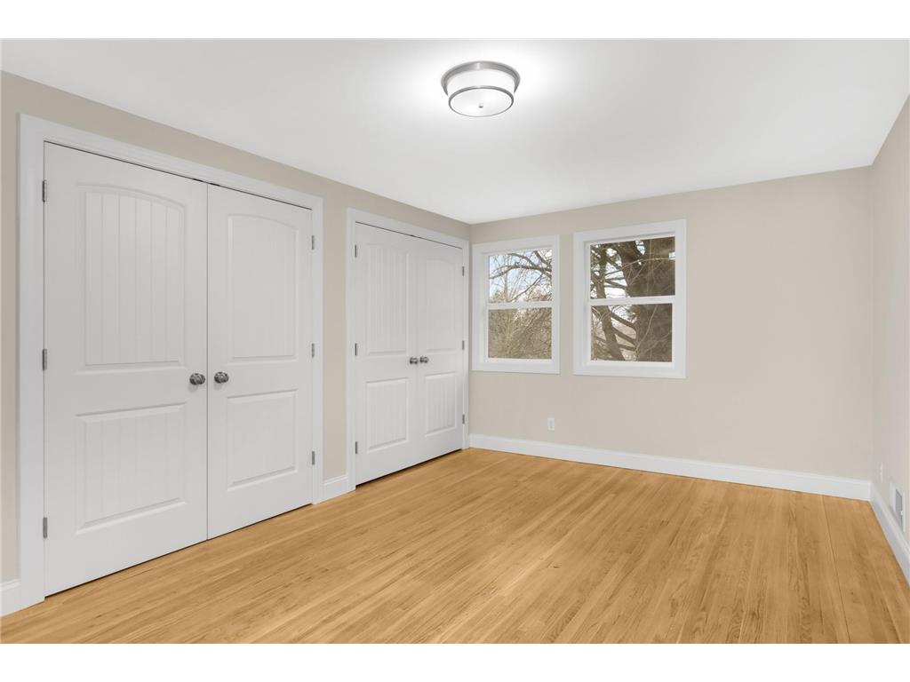 1077 Century Avenue S Maplewood MN 55119 7048312 image15