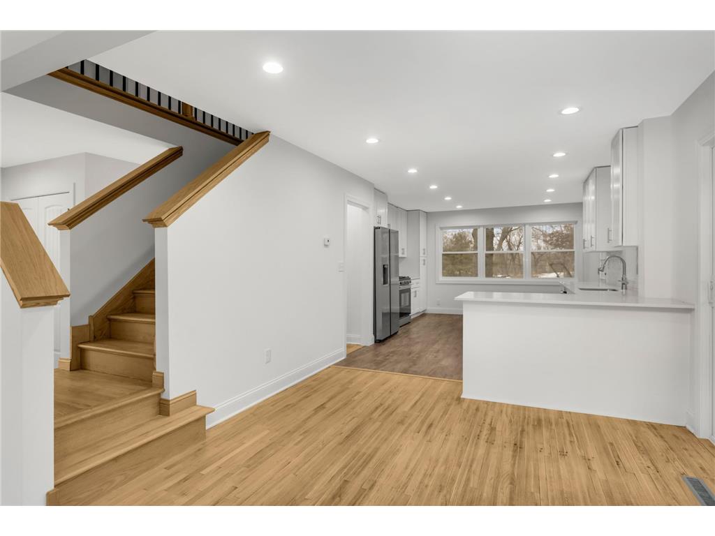 1077 Century Avenue S Maplewood MN 55119 7048312 image2