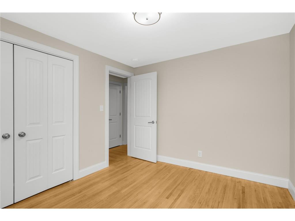 1077 Century Avenue S Maplewood MN 55119 7048312 image21