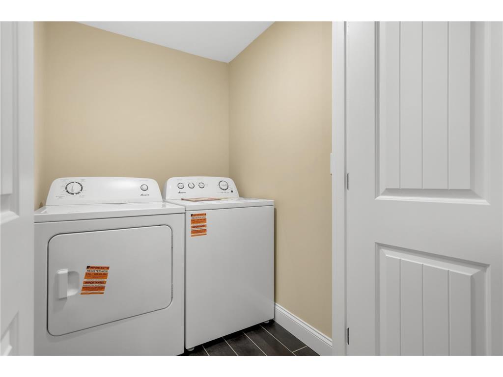 1077 Century Avenue S Maplewood MN 55119 7048312 image28