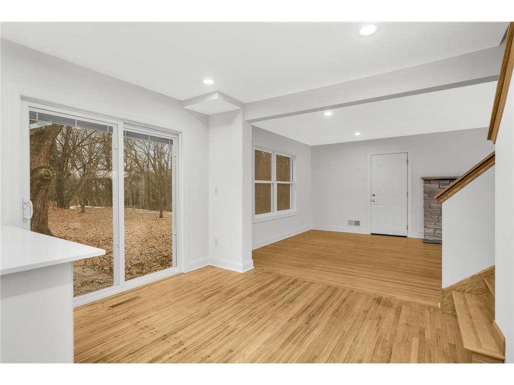 1077 Century Avenue S Maplewood MN 55119 7048312 image3