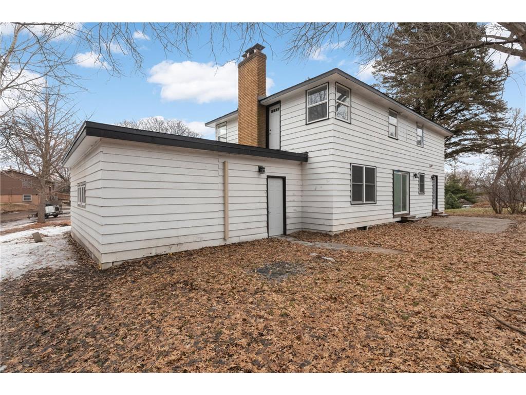 1077 Century Avenue S Maplewood MN 55119 7048312 image30