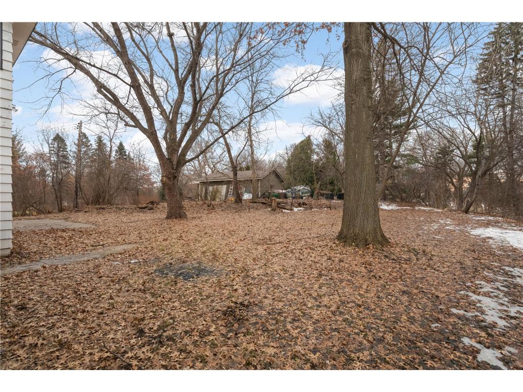 1077 Century Avenue S Maplewood MN 55119 7048312 image31