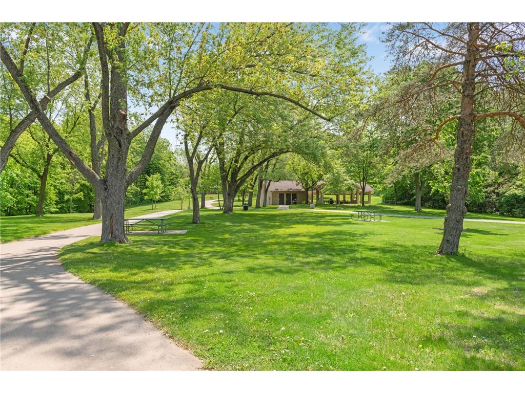 1077 Century Avenue S Maplewood MN 55119 7048312 image34