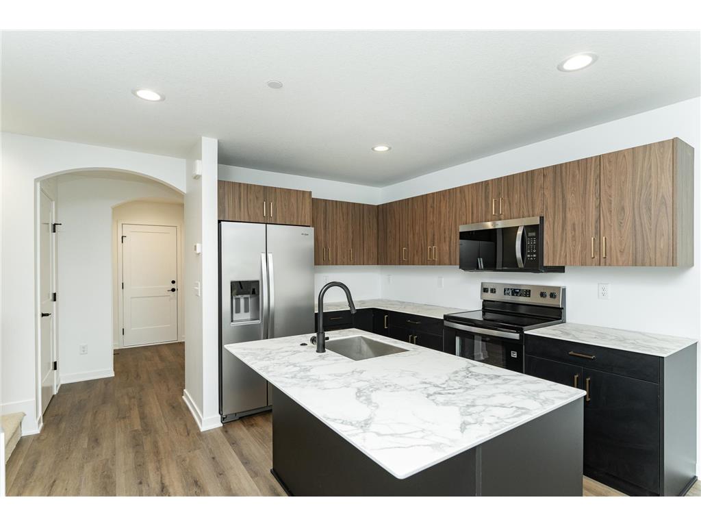 1077 Century Village Lane NE Rochester MN 55906 6807817 image1