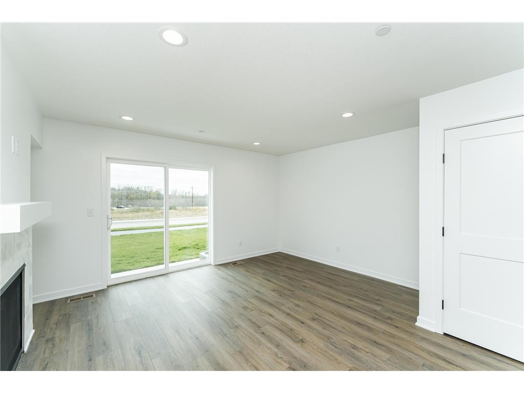 1077 Century Village Lane NE Rochester MN 55906 6807817 image10