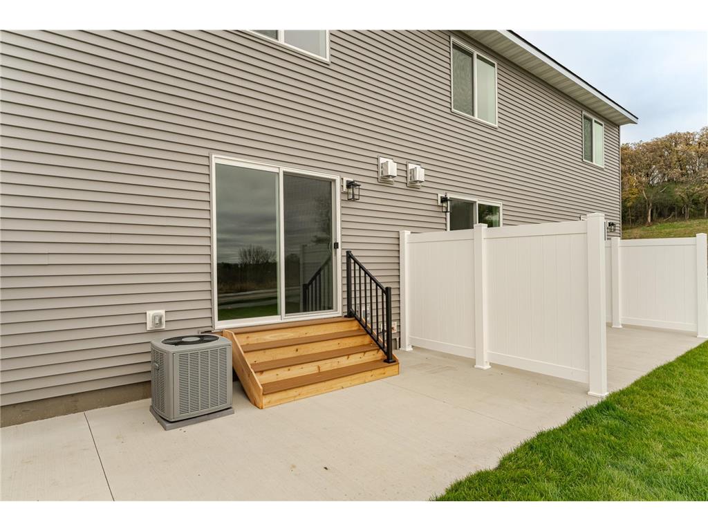 1077 Century Village Lane NE Rochester MN 55906 6807817 image4