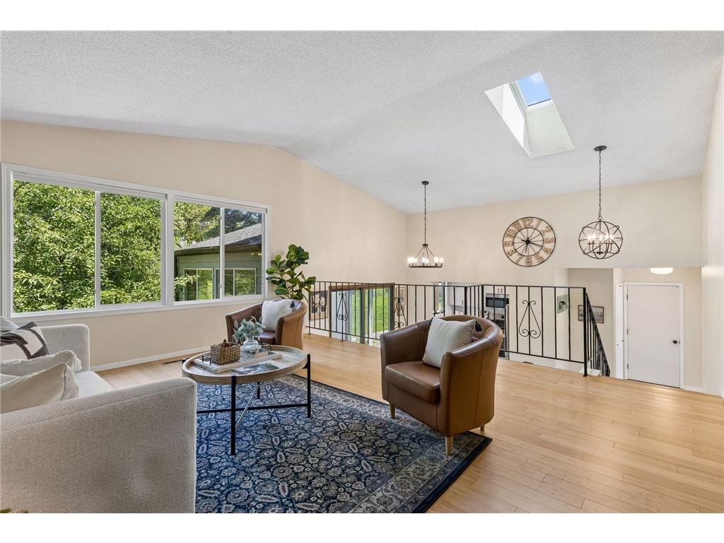 1077 Churchill Circle Shoreview MN 55126 7084477 image12