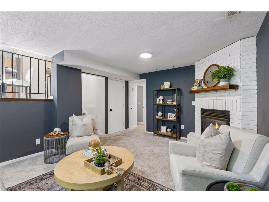 1077 Churchill Circle Shoreview MN 55126 7084477 image23